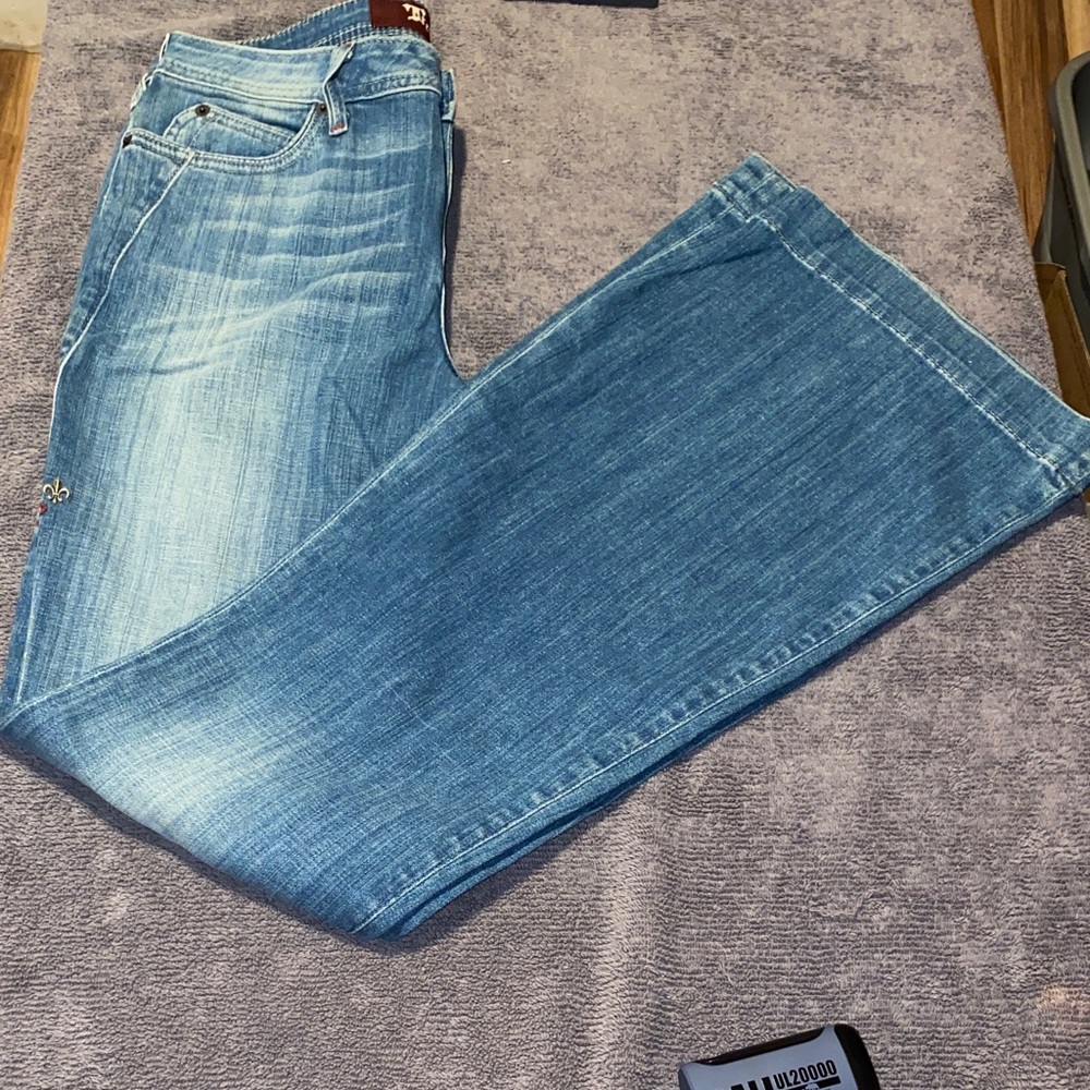 Classic Straight Leg Women's Jeans in Blue P-82